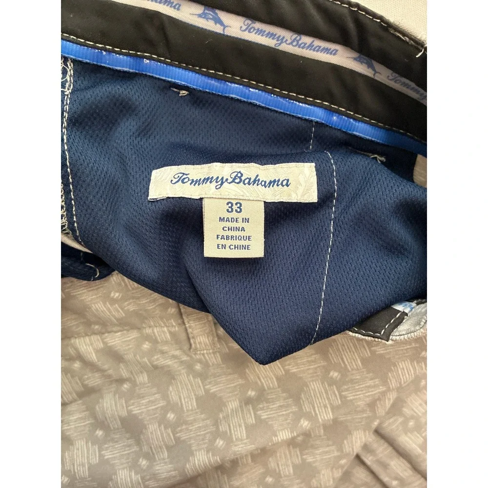 Tommy‎ Bahama Mens Grey Geometric Hybrid Performance Shorts Size 33 Stretch